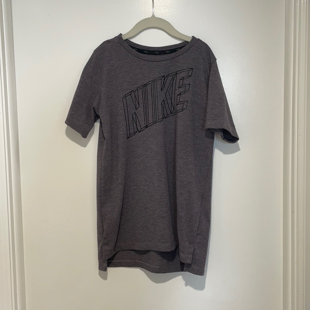 nike boys active top
